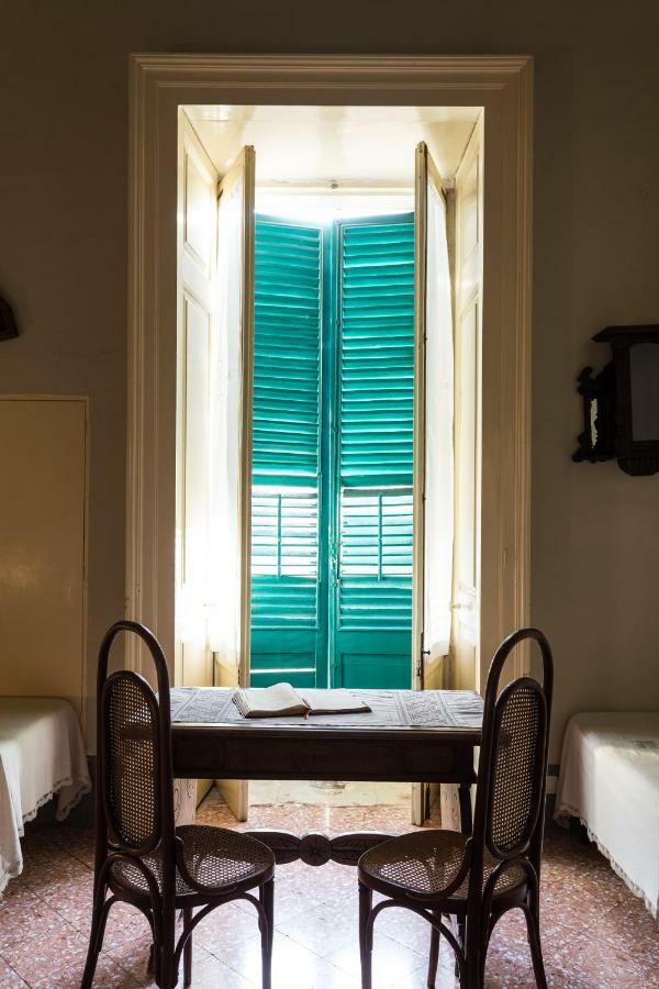 Palazzo Leuzzi B&B Galatone Kültér fotó