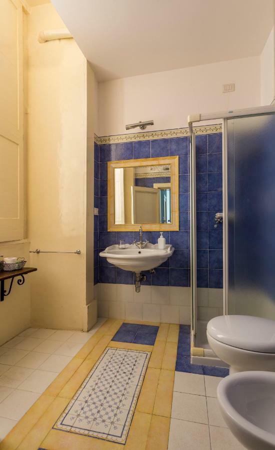 Palazzo Leuzzi B&B Galatone Kültér fotó