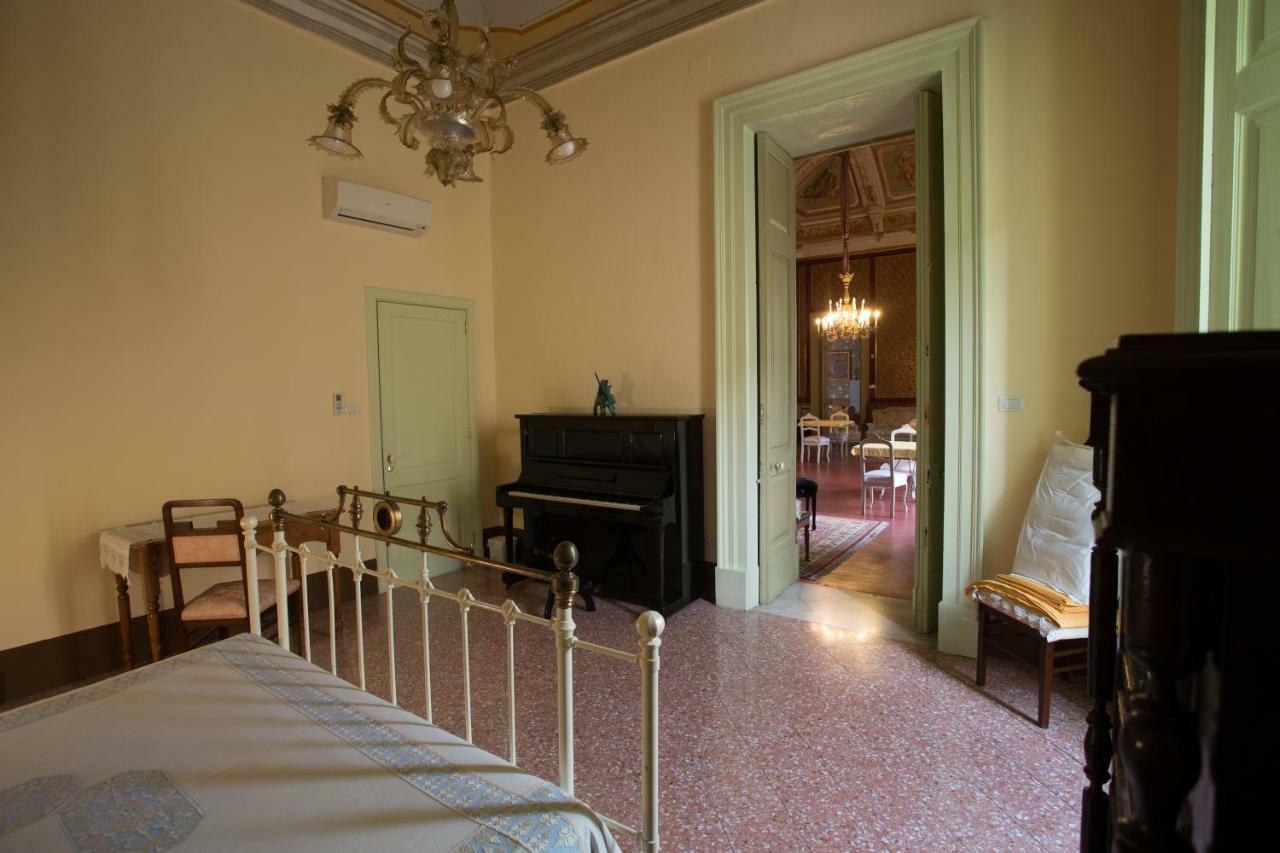 Palazzo Leuzzi B&B Galatone Kültér fotó